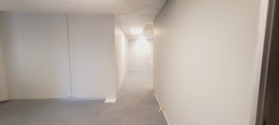 To Let commercial Property for Rent in Rosenpark Western Cape